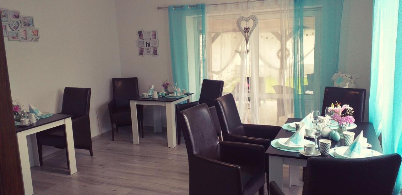 Monato Bed and Breakfast Poprad Exteriör bild